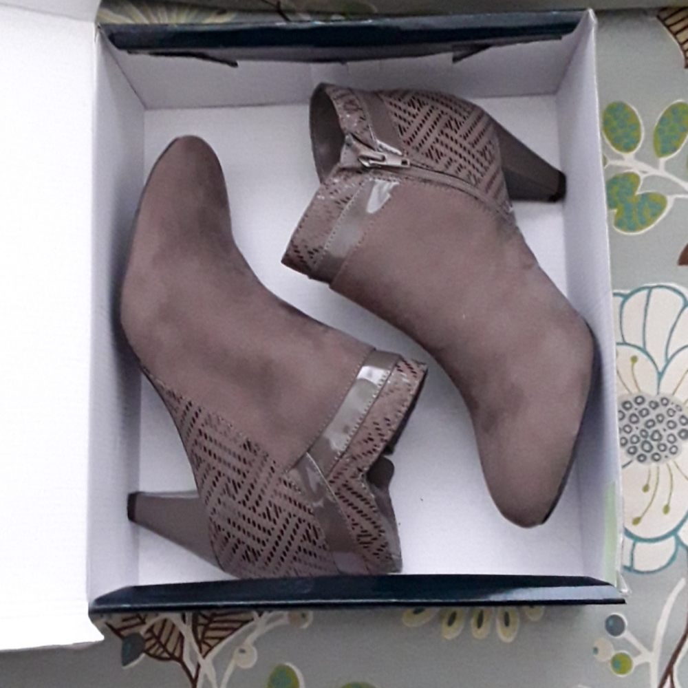 Booties - Picture 7 of 7